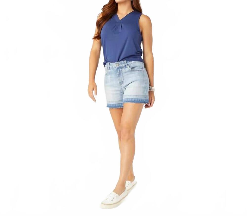 NEW COCO + CARMEN everstretch raw hem short in light denim